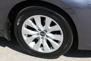Subaru Legacy 2016 tracción en las cuatro ruedas 2.5i Premium 4p Sedan