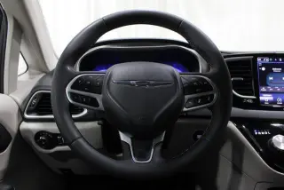 Chrysler Pacifica 2023 Touring L 4dr Mini-Van