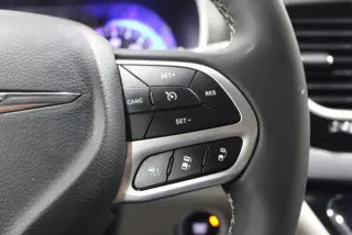 Chrysler Pacifica 2023 Touring L 4dr Mini-Van