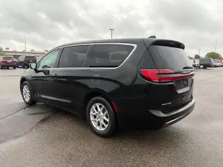 Chrysler Pacifica 2023 Touring L 4dr Mini-Van