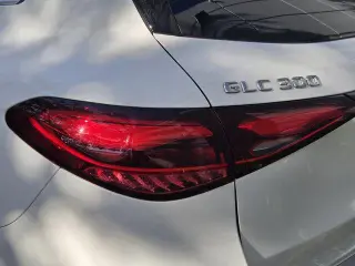 Mercedes-Benz GLC 2024 GLC 300 SUV de 4 puertas