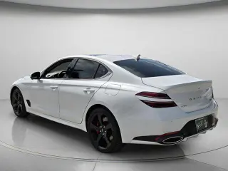 Genesis G70 2026 3.3T Sport Prestige 4dr Sedán