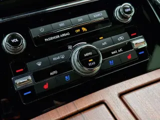 Lincoln Navigator L 2021 4x4 Reserve 4dr SUV
