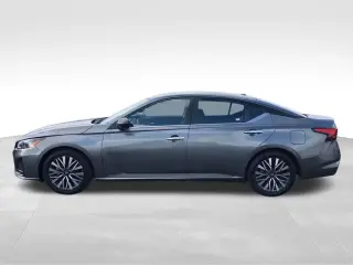 Nissan Altima 2024 2.5 SV 4p Sedan
