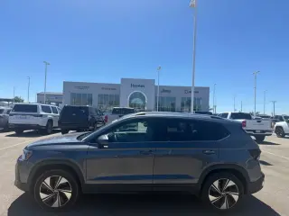 Volkswagen Taos 2025 AWD SE 4Motion 4p SUV