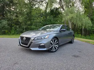 Nissan Altima 2019