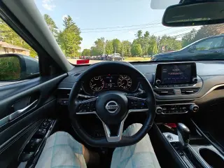 Nissan Altima 2020