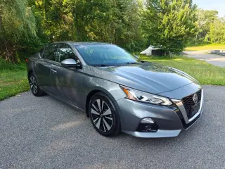 Nissan Altima 2020