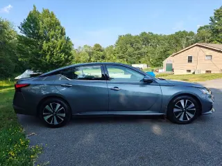 Nissan Altima 2020