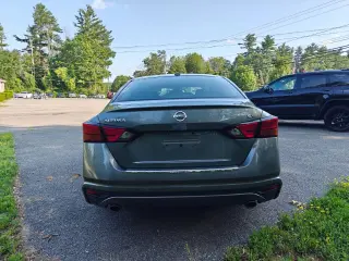 Nissan Altima 2020