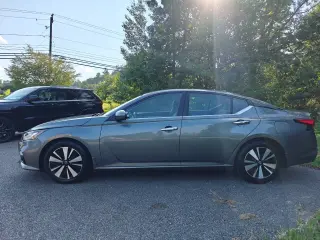 Nissan Altima 2020