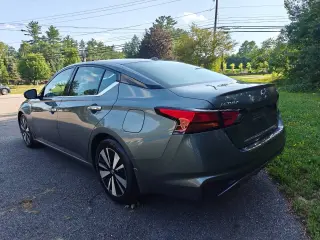 Nissan Altima 2020