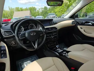 2018 INFINITI QX30