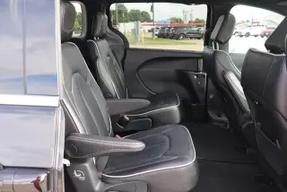 Chrysler Pacifica 2026 AWD Limited 4dr Mini-Van