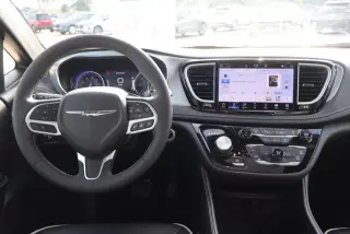 Chrysler Pacifica 2026 AWD Limited 4dr Mini-Van