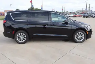 Chrysler Pacifica 2026 AWD Limited 4dr Mini-Van