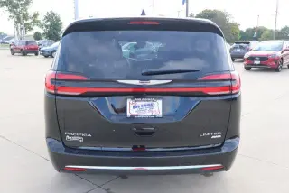 Chrysler Pacifica 2026 AWD Limited 4dr Mini-Van