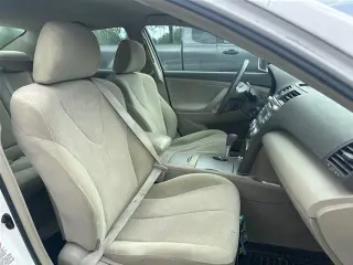 Toyota Camry 2010 LE Sedán 4p 6M