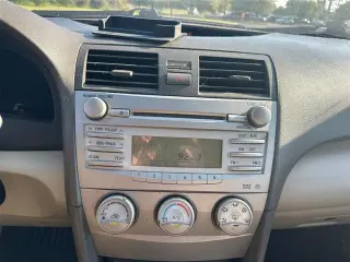 Toyota Camry 2010 LE Sedán 4p 6M