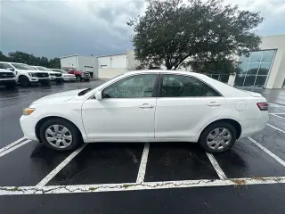 Toyota Camry 2010 LE Sedán 4p 6M