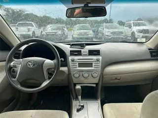 Toyota Camry 2010 LE Sedán 4p 6M