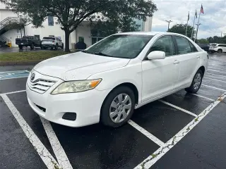 Toyota Camry 2010 LE Sedán 4p 6M
