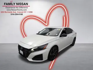 Nissan Altima 2023 AWD 2.5 SR Sedán 4p