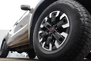 Nissan Frontier 2024 4x4 PRO-4X 4p. Cabina de Tripulação 5 pies de caja corta