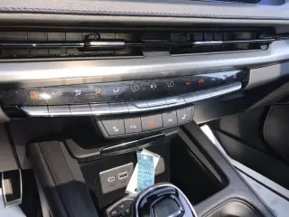 Cadillac XT4 2024 4x4 Deportivo 4dr Crossover