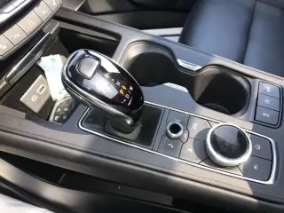 Cadillac XT4 2024 4x4 Deportivo 4dr Crossover