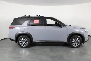Nissan Pathfinder 2024 SL 4p SUV