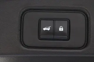 Nissan Pathfinder 2024 SL 4p SUV
