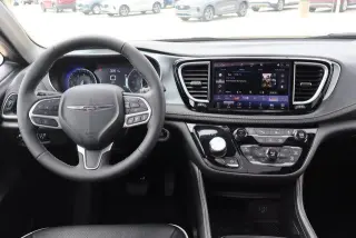 Chrysler Pacifica 2026 Limited 4dr Mini-Van