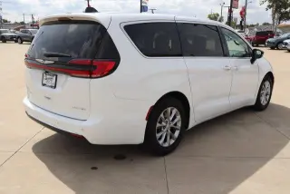 Chrysler Pacifica 2026 Limited 4dr Mini-Van