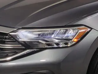 Volkswagen Jetta 2024 SE 4p Sedano