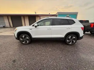 Volkswagen Taos 2024 AWD SE 4Motion 4dr SUV