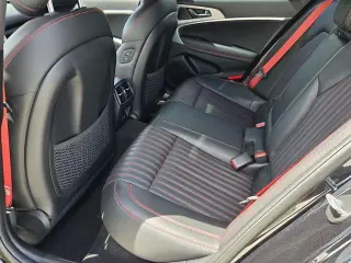 Genesis G70 2023 2.0T 4p Sedan