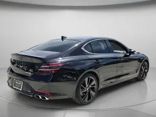 Genesis G70 2023 2.0T 4p Sedan