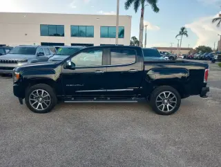 GMC Canyon 2021 4x4 Denali 4p Crew Cab 5 ft. SB