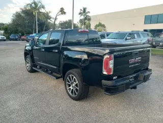 GMC Canyon 2021 4x4 Denali 4p Crew Cab 5 ft. SB