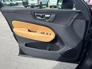 Volvo XC60 2019 AWD T5 Momentum 4dr SUV