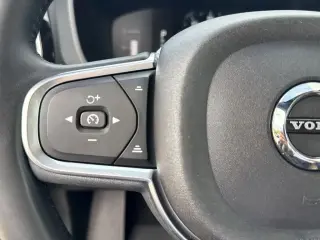 Volvo XC60 2019 AWD T5 Momentum 4dr SUV