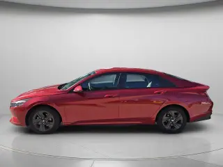 Hyundai ELANTRA 2023 SEL 4p Sedan