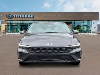 Hyundai ELANTRA 2026 Limited sedán de 4 puertas