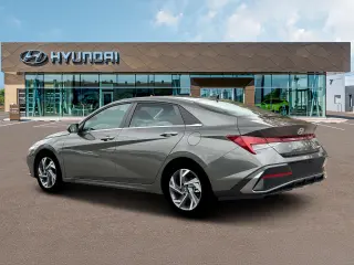 Hyundai ELANTRA 2026 Limited sedán de 4 puertas