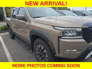 Nissan Frontier 2023 4x4 PRO-4X 4dr Cabina de Tripulante 5 ft. SB