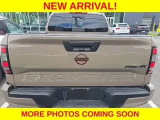 Nissan Frontier 2023 4x4 PRO-4X 4dr Cabina de Tripulante 5 ft. SB