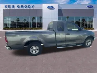 Ford F-150 2002 4dr SuperCab XLT 2WD Styleside SB
