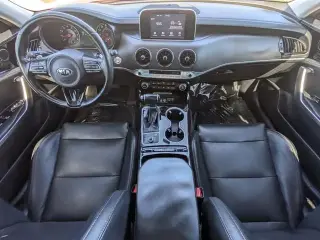 Kia Stinger 2019 4p Sedana
