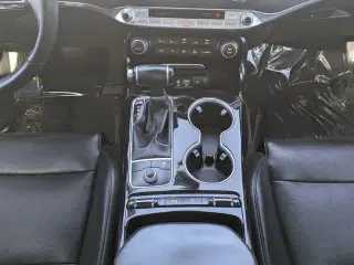 Kia Stinger 2019 4p Sedana